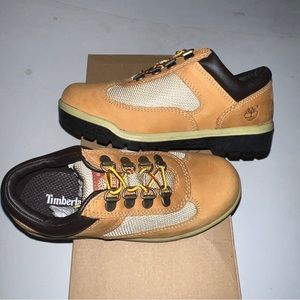 New Timberland 57770 YOUTH Wheat Nubuck Leather Low Field Boots Size 1.5 & 2